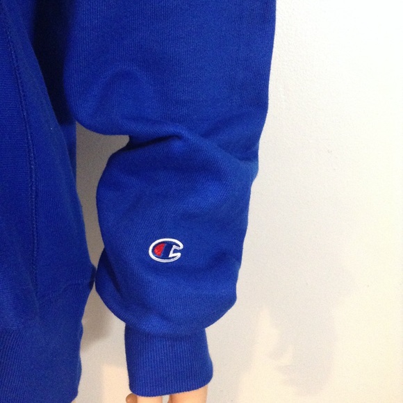 New Champion Reverse Weave Logo Sweatshirt Last 1 - Picture 5 of 8